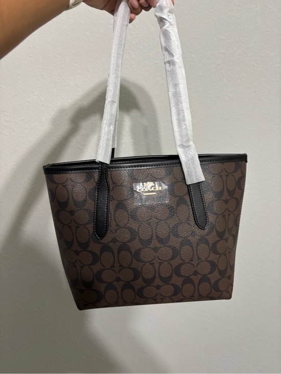 Coach Handbags - Tote bag